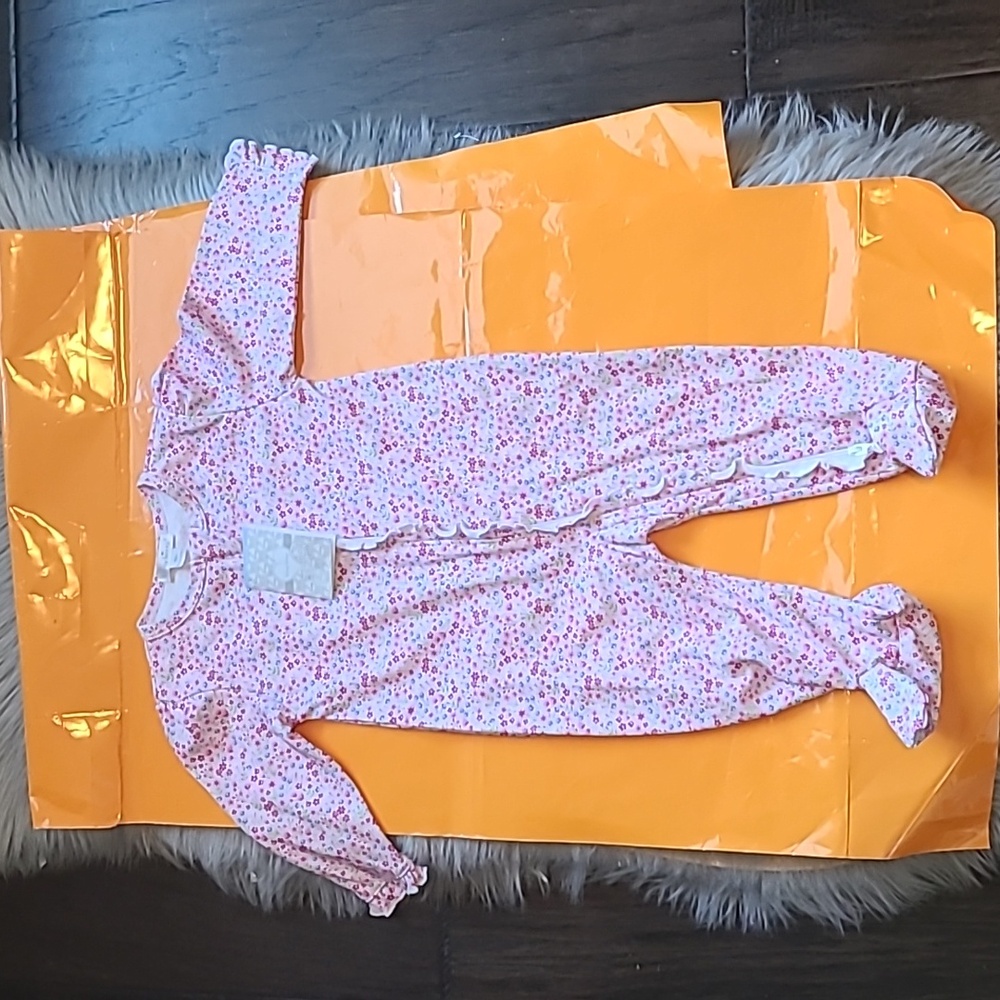 Nwt! Kissy Kissy Pink Floral Print Footie With Zip